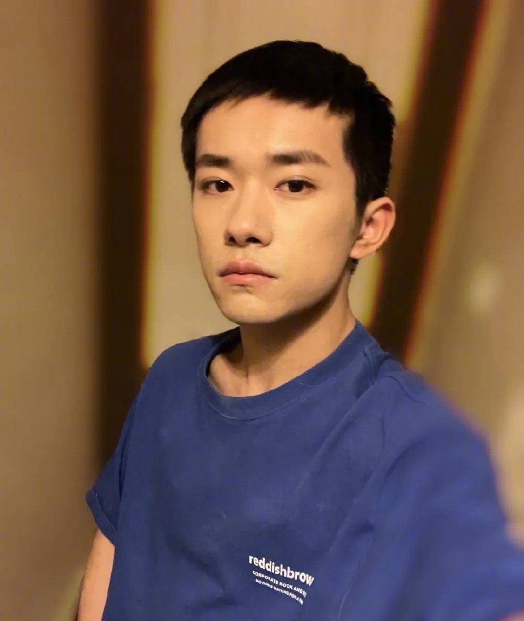 王一博,肖战,朱一龙任嘉伦易烊千玺杨洋寸头造型,谁更得你心_感觉
