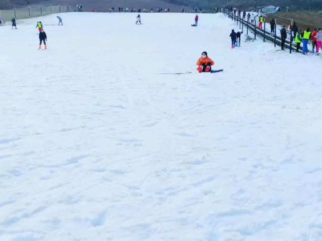 冰瀑美成了“冰水母”！济南的冰雪玩耍地大集合来啦~竟然有那么多？！