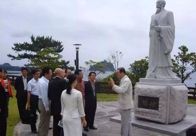 巨额资金，庞大团队，秦皇汉武玩命炼丹，实的什么也没出吗？