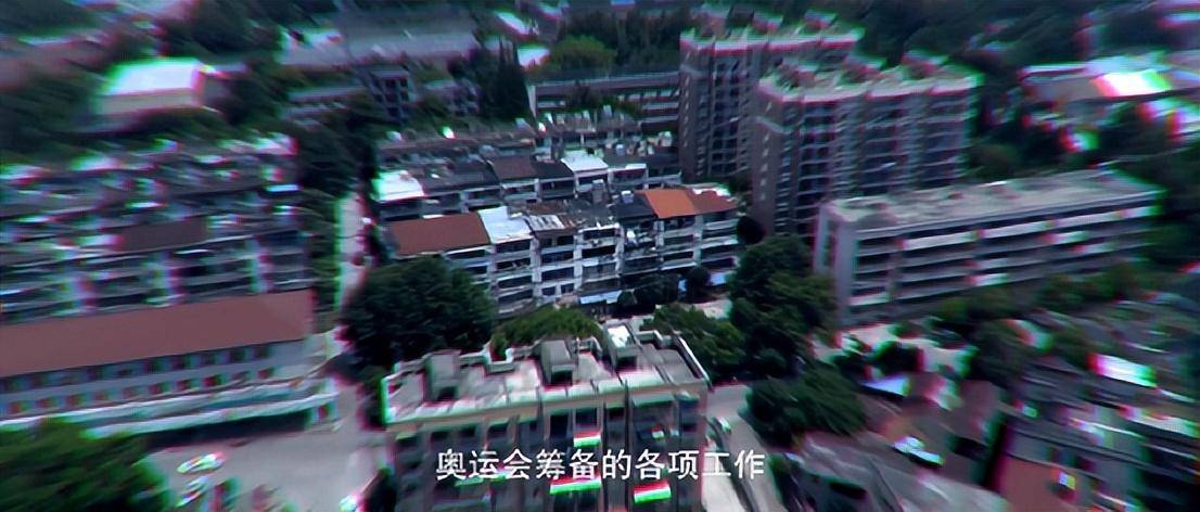 上映就拿下3个第一，那剧把原著《三体》做了3处改写，技惊四座