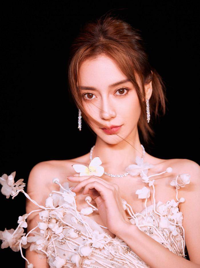 �𼦽���̺Ů���������������Ҵ��۸���ʢ��