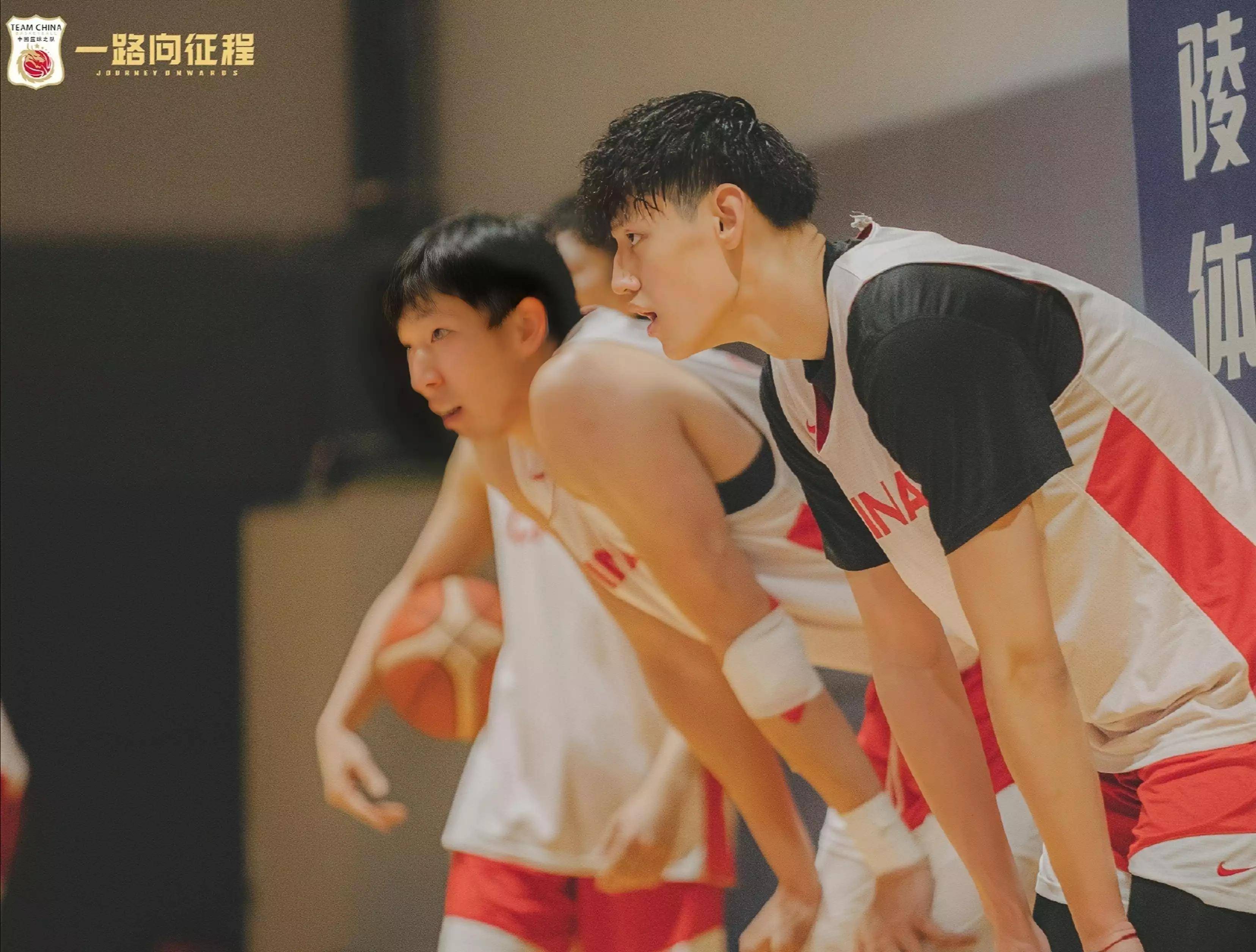 �й����������޵�һ��������һ����˧�������ջ�����˧���� ...