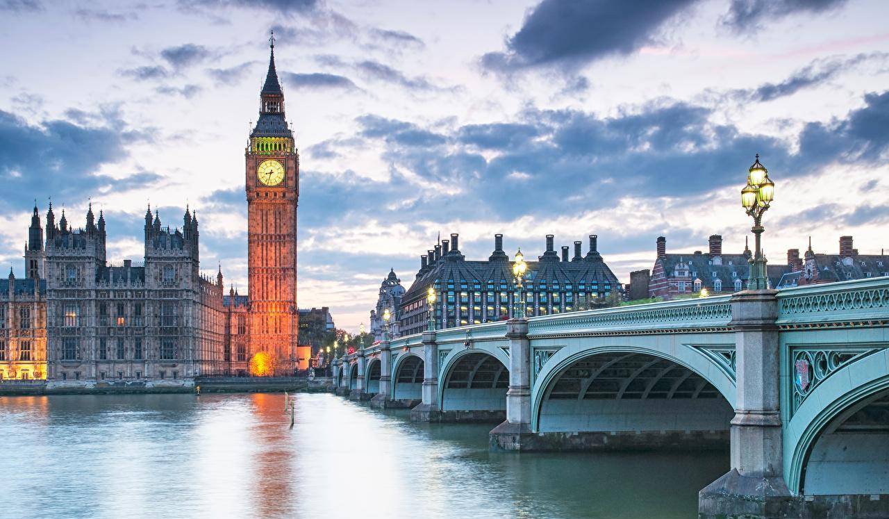 英格兰（england），是大不列颠及北爱尔兰联合王国的主体，因此习惯上英格