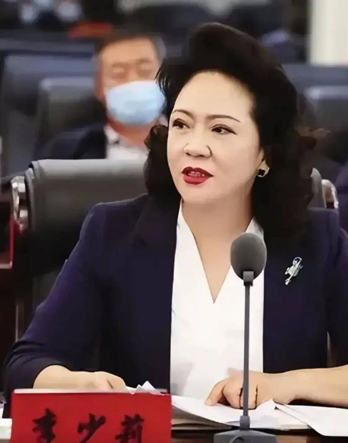 û�жԱȾ�û���˺��������򸱾ֳ�VS�⽻�������˻���Ө ...