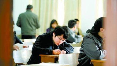 公务员面试会产生学历歧视吗？这3类单位二本生不要碰，没有机会