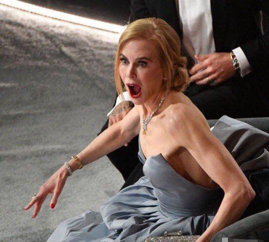 ����ʷ��˹���ĸ��Σ��ԳƲ����������裬����ʧ�أ����� ...