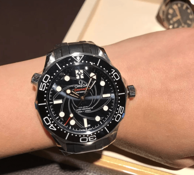 �õĹ���ֵ������������ŷ������007�Ĳ���֮Ե