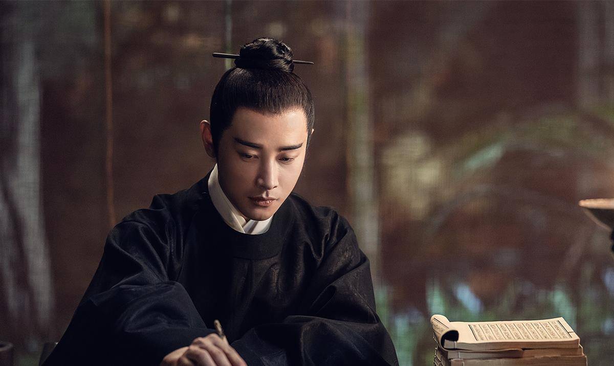 �γ��������䣬ȷ�����ڼҷ���������������ҵ�����Ψ�� ...