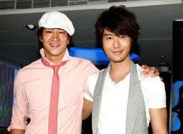 ������������̨ͬ��5�����ǣ�������־����ϰ����һ���� ...