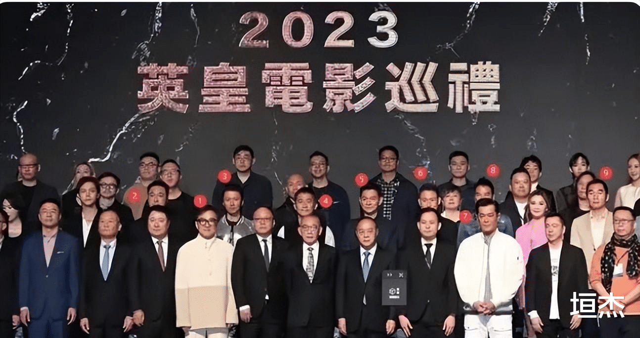 ΢����һҹ��ֻ����λ���Ͱ������ǵġ�����λ�á���ʾ�� ...