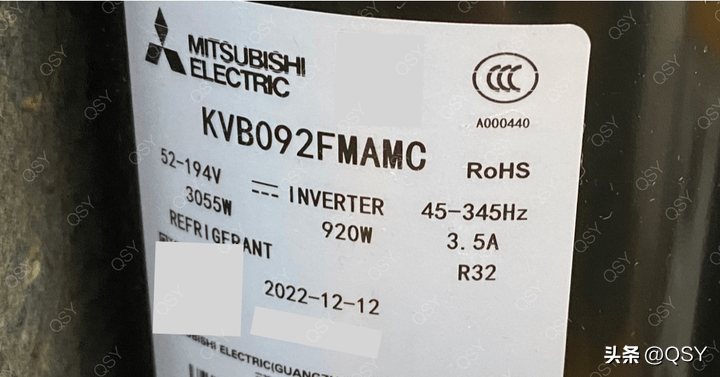 拆三菱电机LZ 价格更低的1级1.5匹空调 性能强功用少