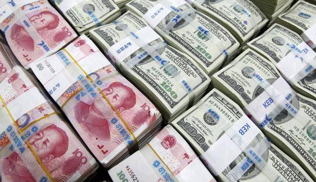 原创             中国出售1700亿美债，转手又买进1218亿美元债券，此番意欲何为？
