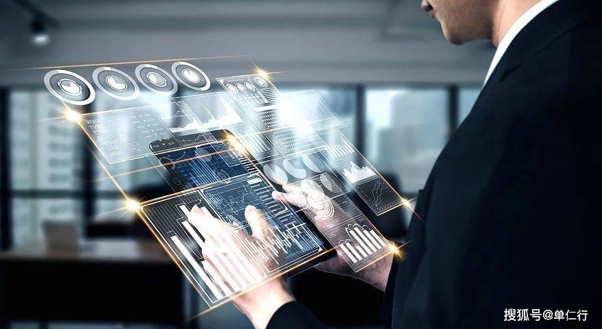 科大讯飞星火大模型是否超越ChatGPT?商业化探索的智慧之路 科大讯飞星火大模型是否超越ChatGPT?商业化探索的智慧之路