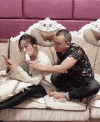 原创
搞笑:同事给介绍对象,手机里的照片引起我的怀疑,难道是……1 原创
搞笑:同事给介绍对象,手机里的照片引起我的怀疑,难道是……1