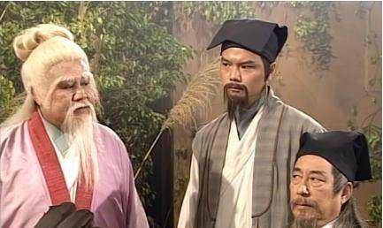 《天龙八部》中,薛神医是阿碧的师叔,她何不去求他治好慕容复? 《天龙八部》中,薛神医是阿碧的师叔,她何不去求他治好慕容复?
