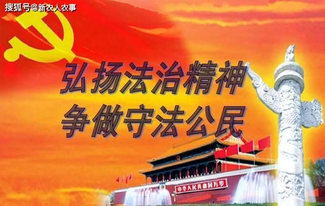 原创疯狂的学生情侣！大白天在教室里做不雅行为，最终把肠子悔青了