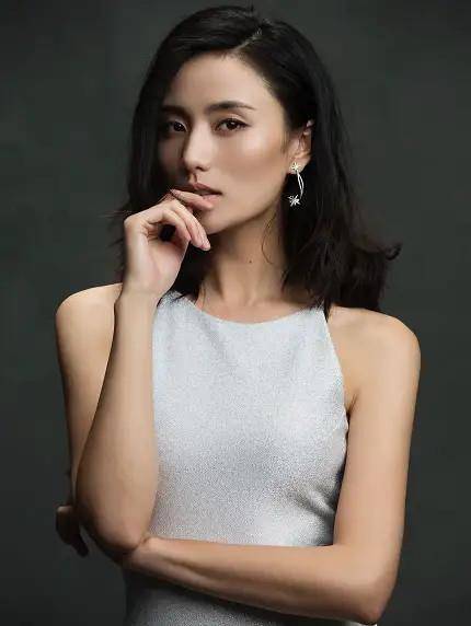 原创女神收割机李亚鹏的豪横爱情，和他从超模到天后的7位女友