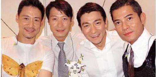 97版《天龙八部》热播之后，王朔为何要批评金庸“恶心、俗气”？
