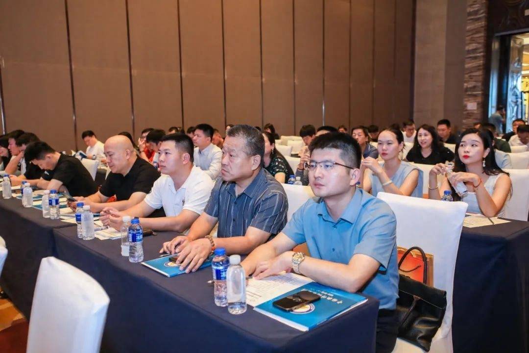 2023数字经济优势创新融合大会暨信息通信专委会成立大会隆重召开(图12)