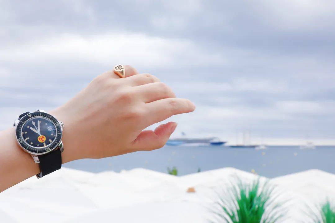 ������ʮ�x�ֳ�������Ʒ!�����Ϸ�,�ͻ��������ĵ�һ���֤����