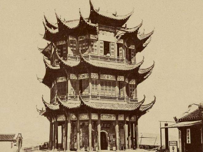 1868年修建的黄鹤楼