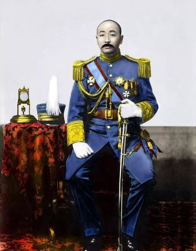 他，张作霖岳父，在张最落魄时，认定张必成大器，执意把女儿许配 赵占元 乡里 岳母