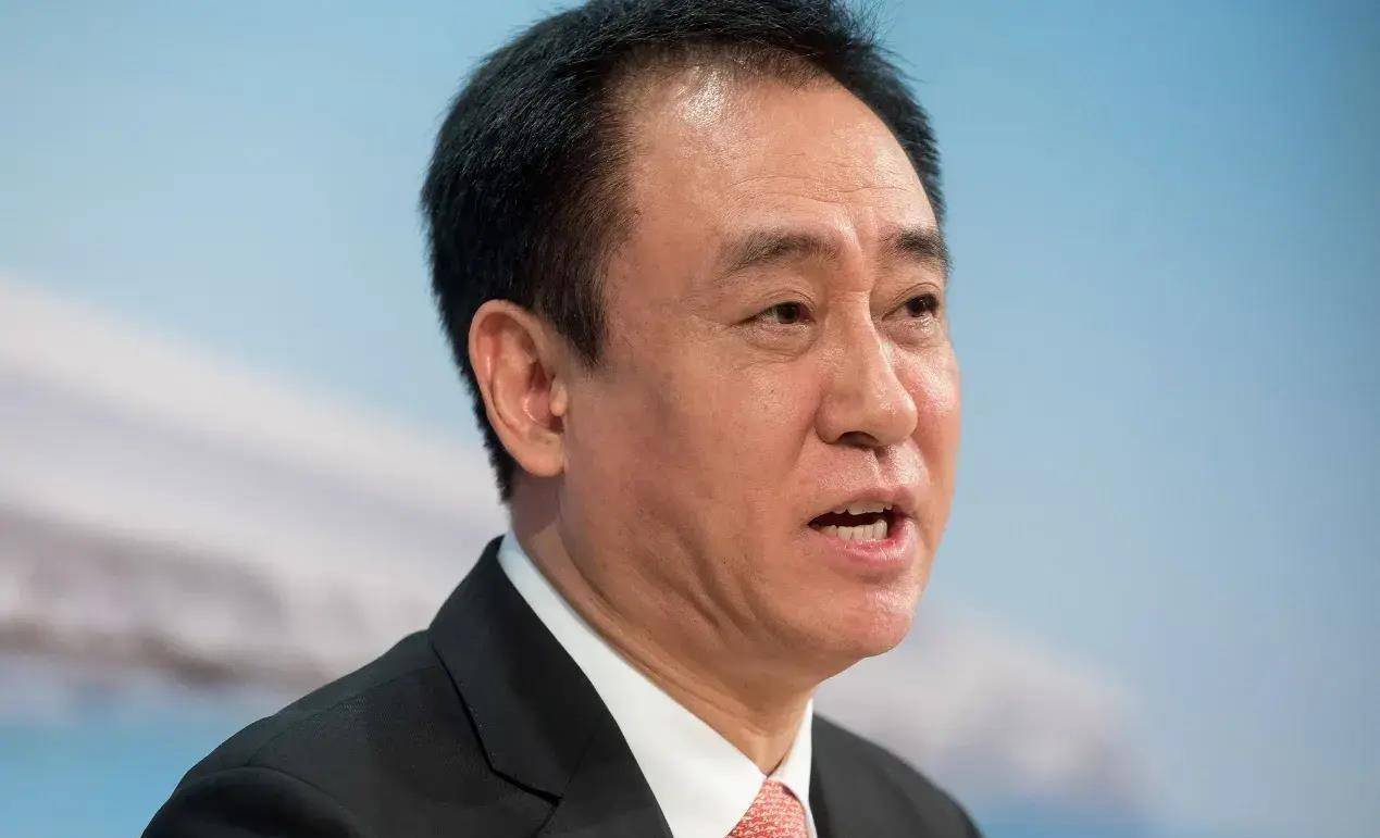 原创许家印在恒大集团的日常生活到底有多奢华？