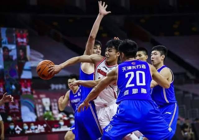 原创
广东男篮VS天津,全明星后卫有望驰援杜锋,徐杰具备登场条件