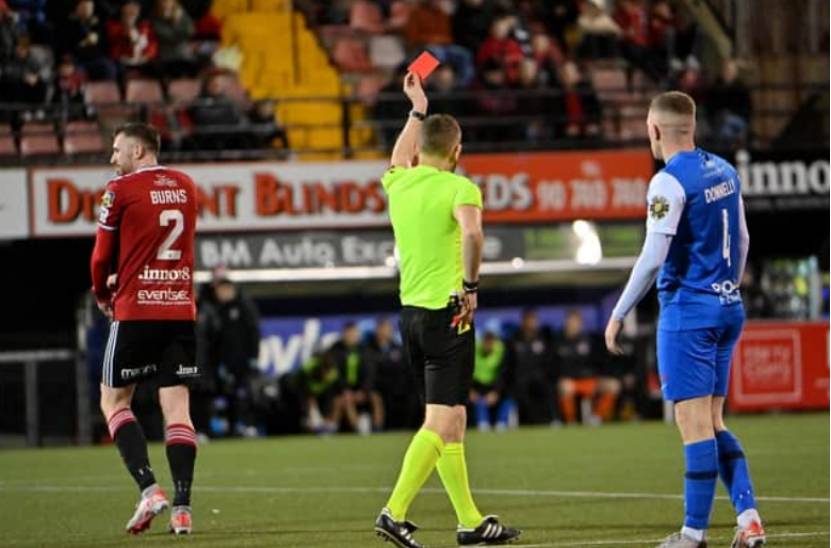 拉恩在海景球场大胜十字军后重返联赛巅峰