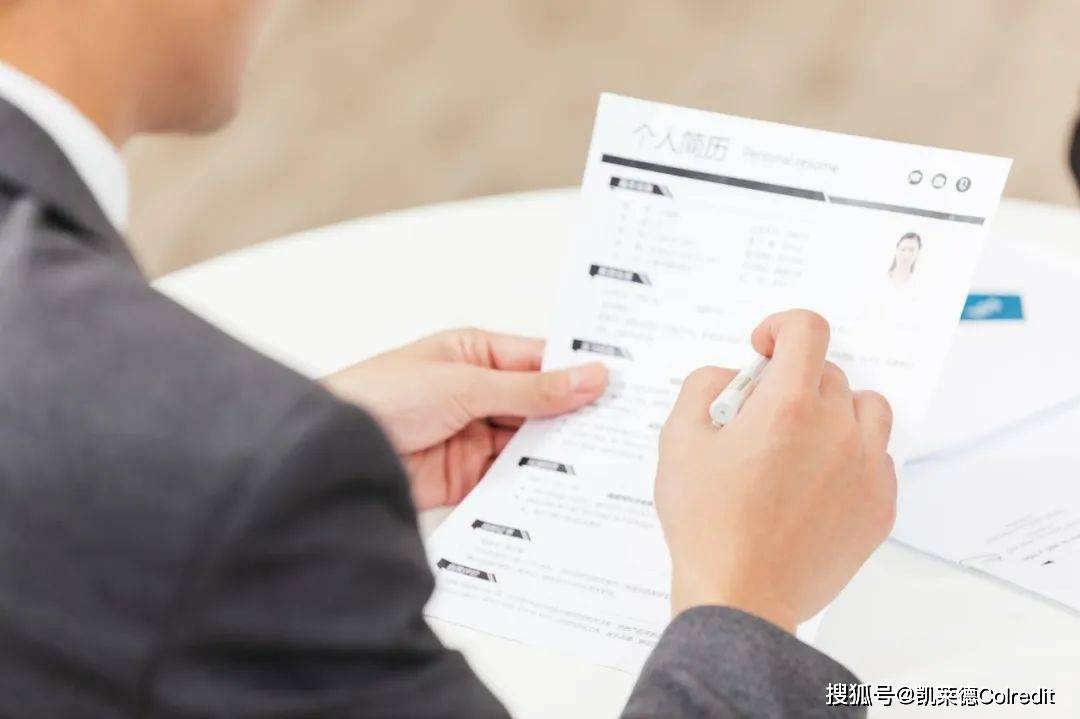 hr自主操作背调与第三方背调机构做背调，有何差异？