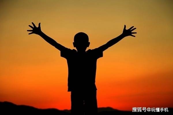 2岁男童误喝22倍退烧药：差点肾衰竭