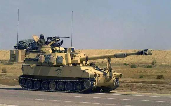 美国m109a6"帕拉丁"155毫米自行榴弹炮
