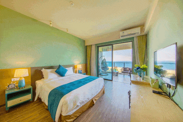 静静的等待一场日出 拥有240间客房 每间客房都配有观景阳台 高级双床