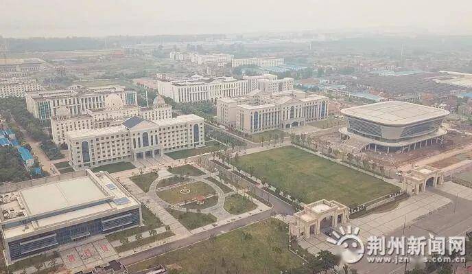 奉上一大波建成后的效果图▼荆州职业技术学院是经湖北省人民政府批准