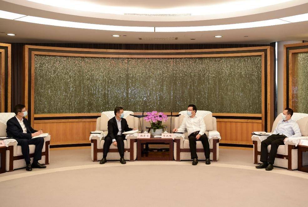 中海集团老总_中海集团活动海报
