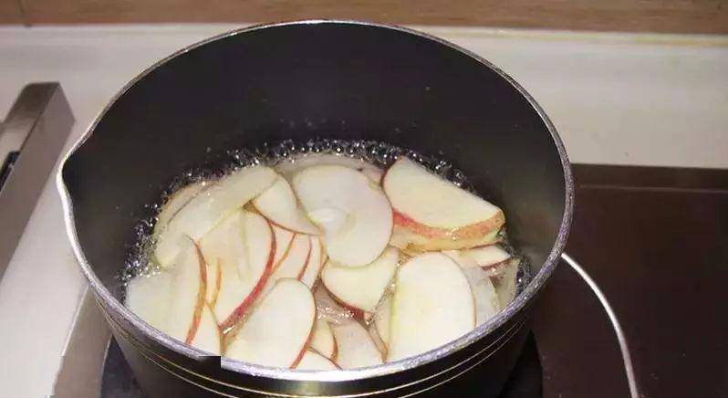 苹果加什么煮 f906c5e501db426badc5e53288e716ef.jpeg