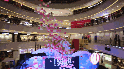 是女孩眼角上扬的那个微笑 也是那一句