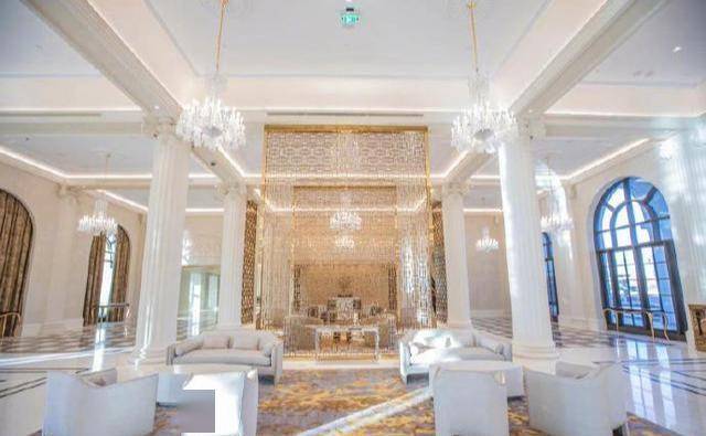 曾是李嘉诚旧居！吴佩慈男友纪晓波香港豪宅欠