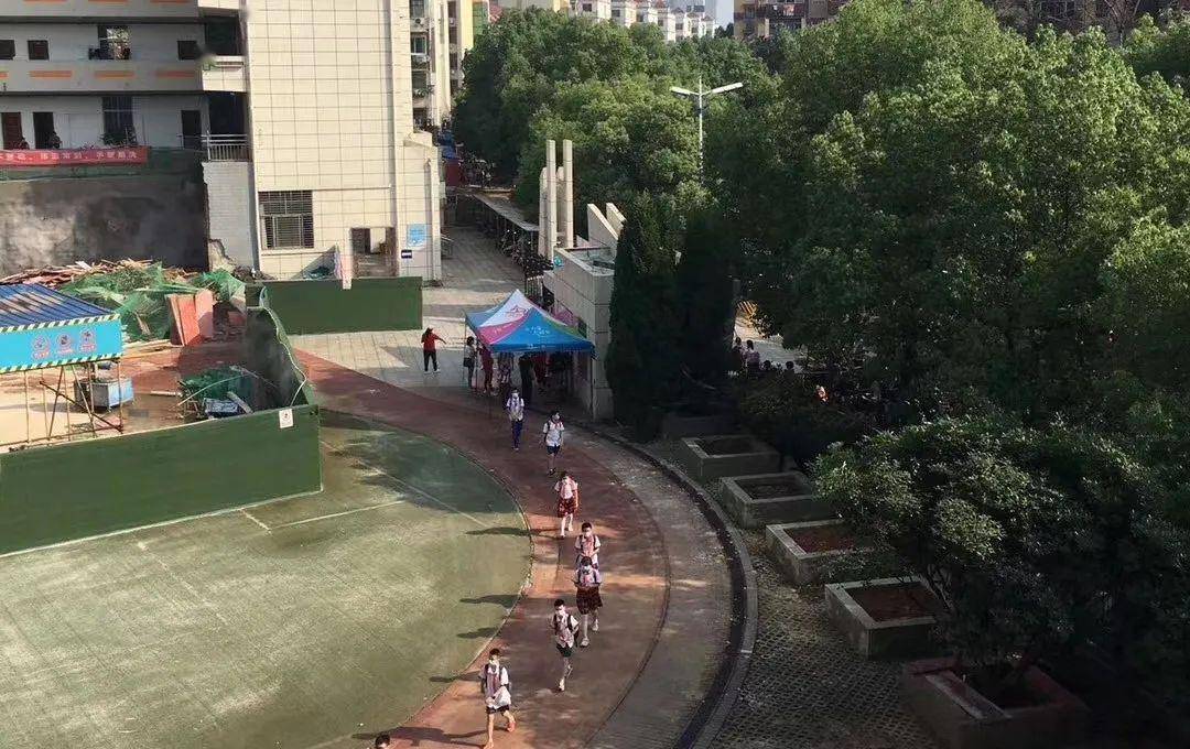 浔阳区外国语实验小学