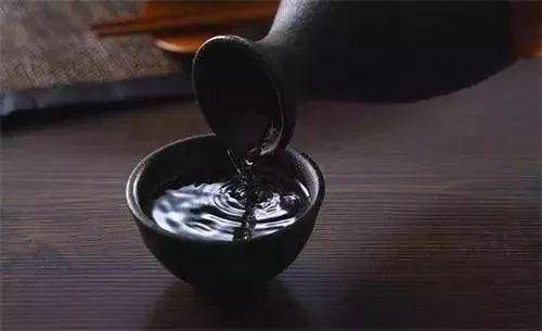 酱香酒的六大好处,对于喝酒的人来说必须了解!
