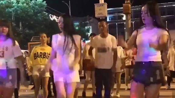 不喜欢看河南尬舞,就喜欢陕西郑燕跳广场舞!