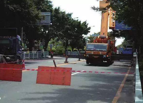 原因公布 | 山东潍坊一在建工地2台塔吊倒塌,致1死1伤!