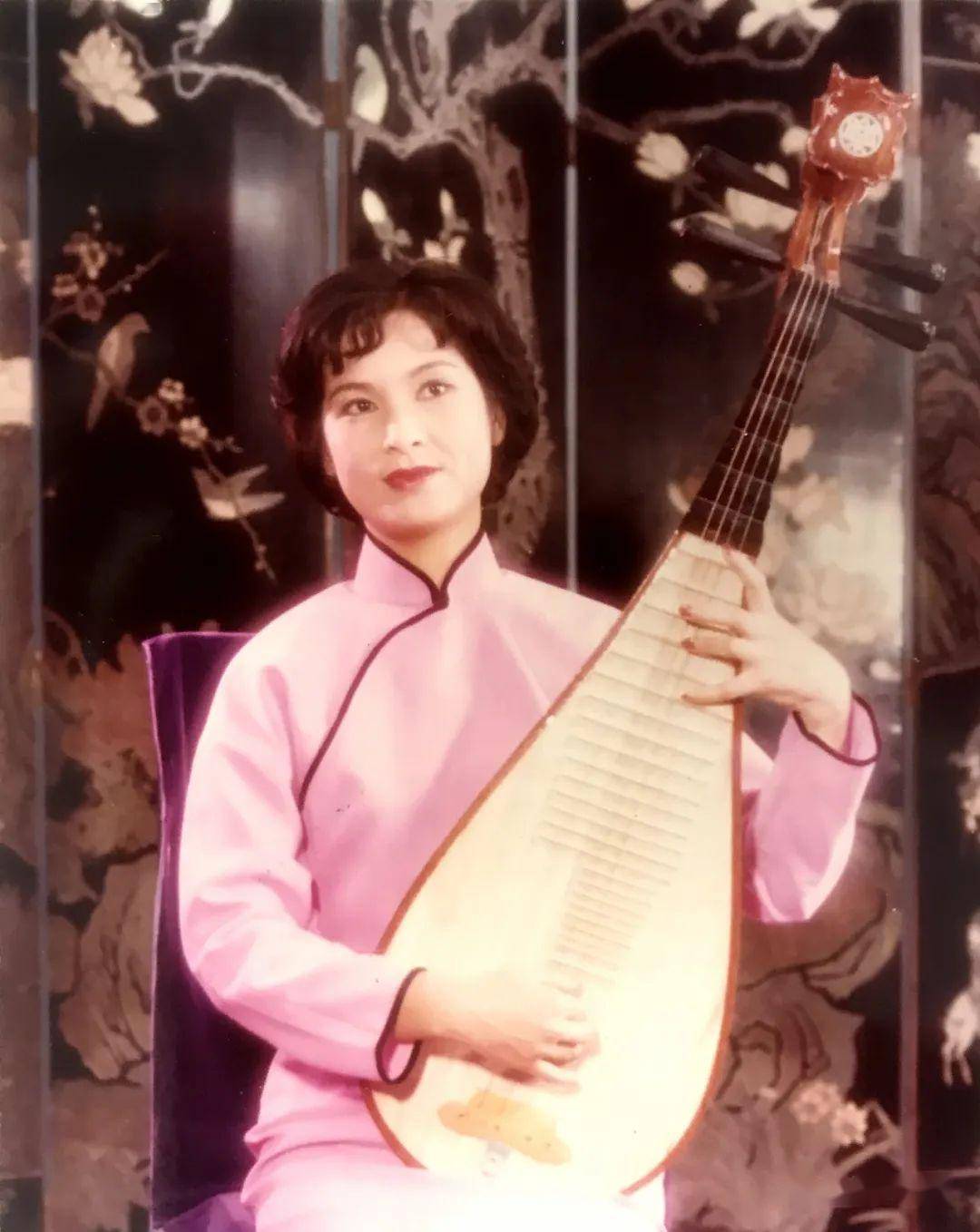 1979年香港演出实况录音演唱:庄凤珠《假婿乘龙·复主》演员:张振华