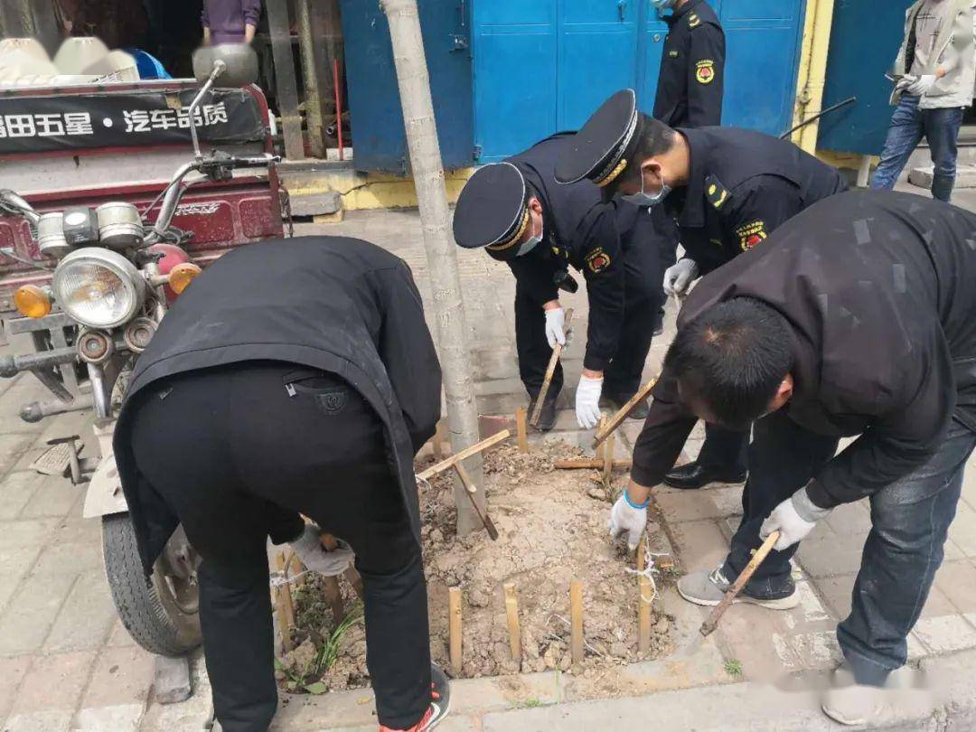 人口搬运工_搬运工辛苦图片