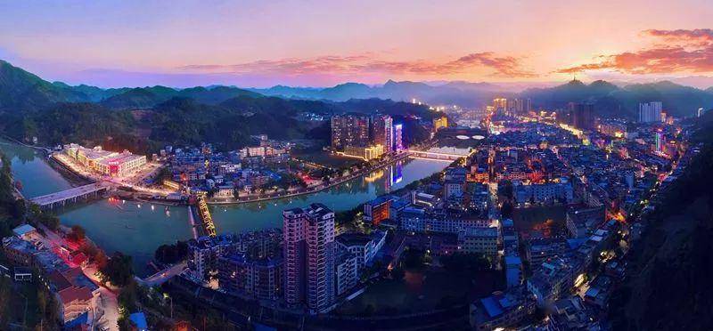 三都中和镇人口_三都中和镇图片(2)