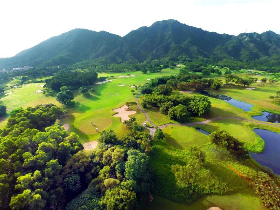 香山余脉——珠海凤凰山香山全境伸出珠江口外,东南面临海洋,海岸线