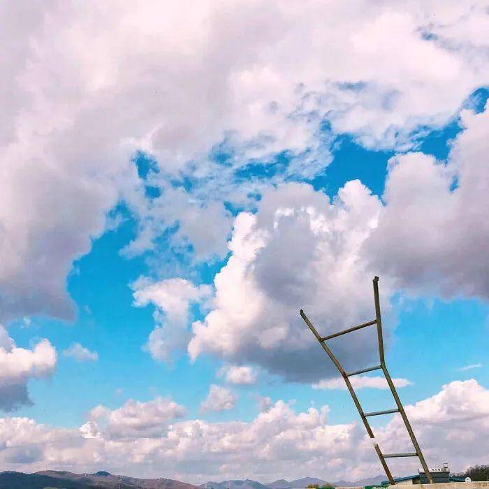 梦幻风格朋友圈背景图更新