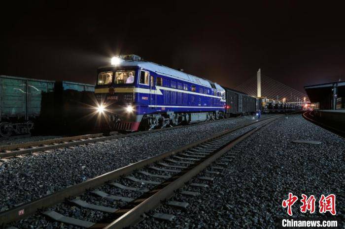 黑龙江最大对俄口岸站时隔八年再次向俄罗斯出