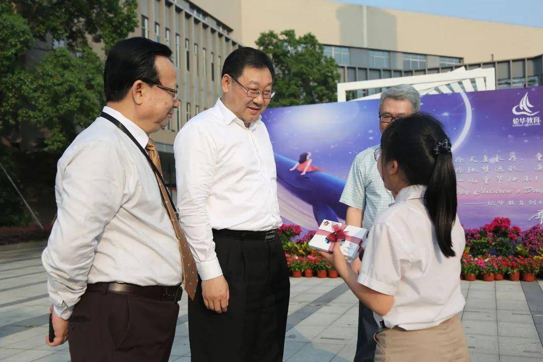 今天下午,苏州高新区党工委副书记宋长宝,原苏州姑苏区委书记 翟晓声