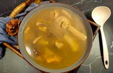 入秋后，常给家人喝这款“黄金汤”，营养滋补不上火，贵也值